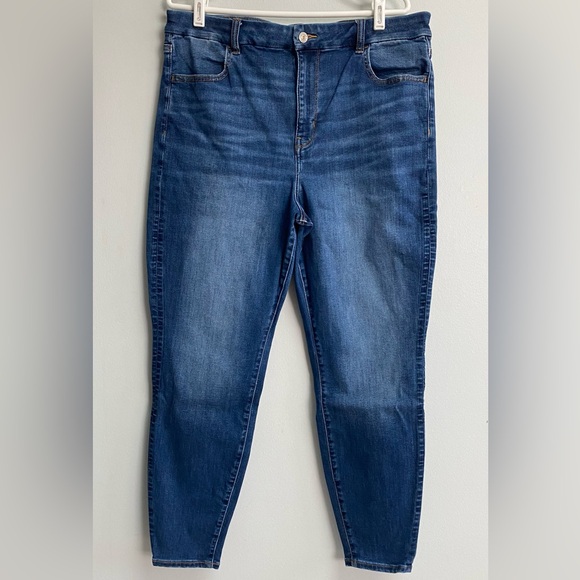 AMERICAN EAGLE CURVY HI-RISE JEGGING  - SIZE 18 REGULAR - Picture 1 of 9